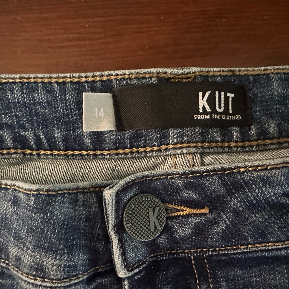 WINTER SALE! Kut from the Kloth Dark Blue Crop Jeans Size 14 - Picture 3 of 6